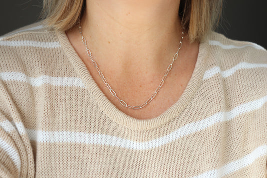 Paper clip necklace - Aligned Gemini Co