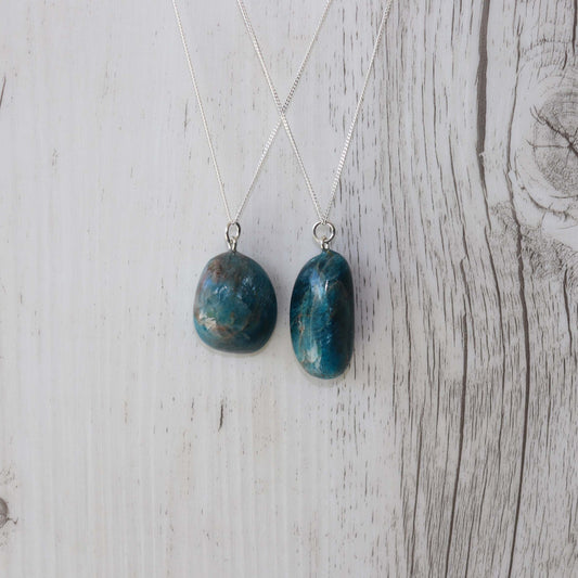 Apatite Crystal Necklace - Vintage Rose Handmade Jewellery